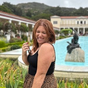 Meet your Posher, Carmelle